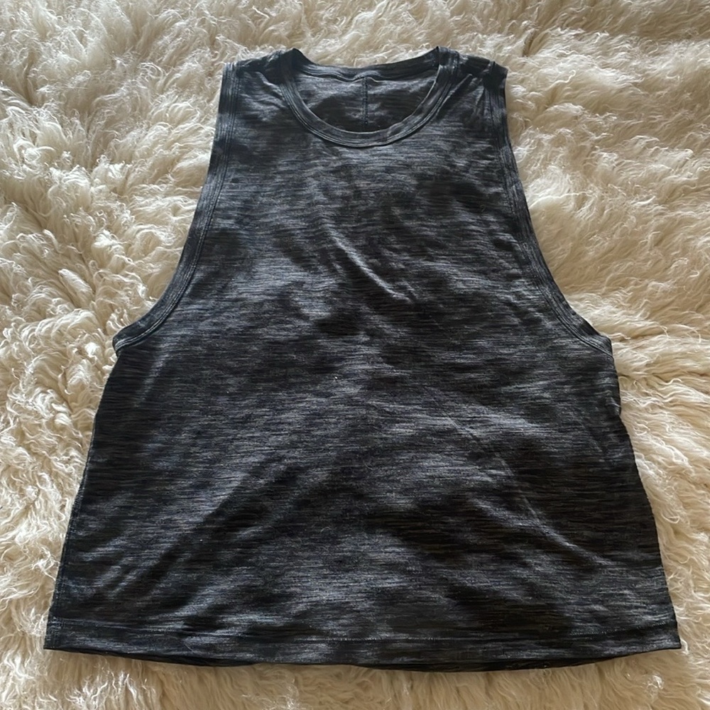 Lululemon muscle tank